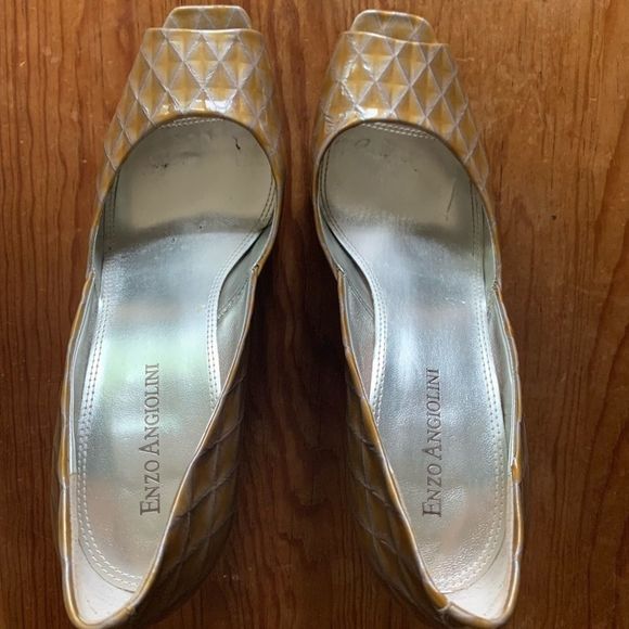Enzo Angiolini EAGEMMA Gd & Silver Metallic Peep Toe Pumps High Heels Sz 7 - Picture 4 of 6